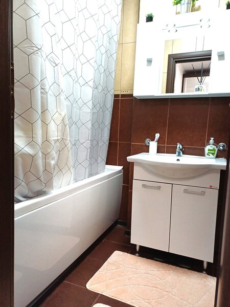 Drumul Taberei, Lidl Ansamblul Primavara